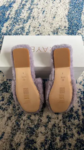 Raye Shearling Sandal in Lilac  Color:Lilac