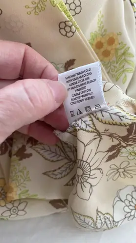 Madden NYC crop top blouse long sleeve square neck ties in back padded Sz large