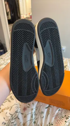 Nike Men’s New with tags  Terminator/Blazers High-Top Grey White Size 9