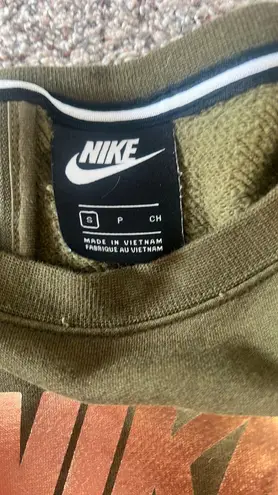 Nike Cropped Sweatshirt