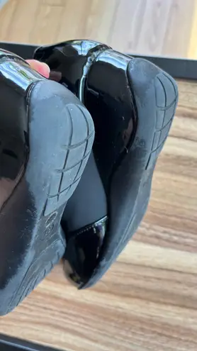 East 5th  black comfort wedge heel shoes