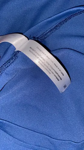 Coolibrium T-shirt long sleeve round neckline soft breathable fabric Size Small