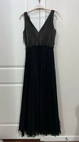 Badgley Mischka Black Embellished Waist Pleated Gown Size 6 US $795