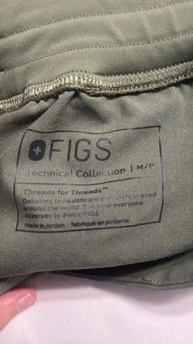 FIGS Moss  Scrubs womens - Image 4