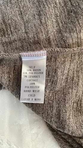 Andree by Unit blouse lace skirted & lace backing long sleeve pullover Sz large