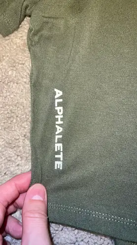 Alphalete Cropped Tshirt