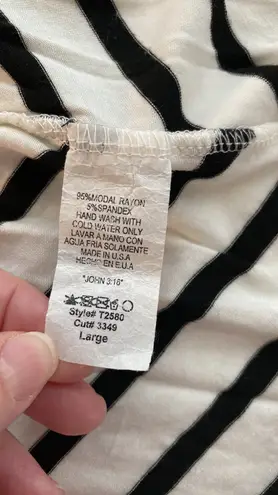 Bellamie blouse loose fit stripes cold shoulder short sleeve cut out Sz large