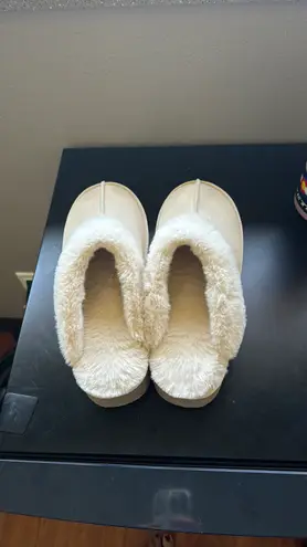 Platform slippers Size 8