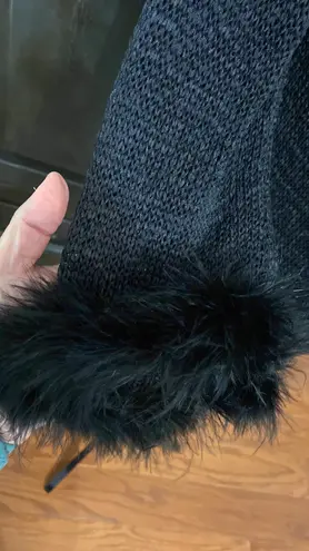 iMY Vintage Black cardigan sweater w/fur on collar & cuffs - size small