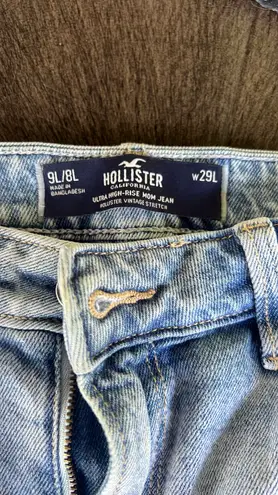 Hollister ultra high rise mom jean