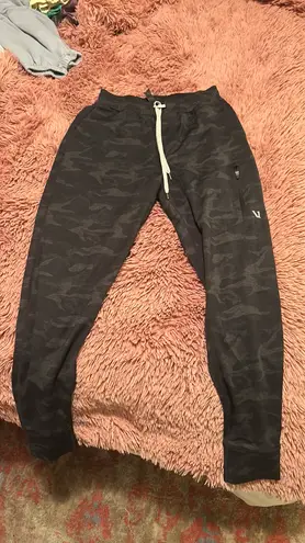 Vuori Sweatpants