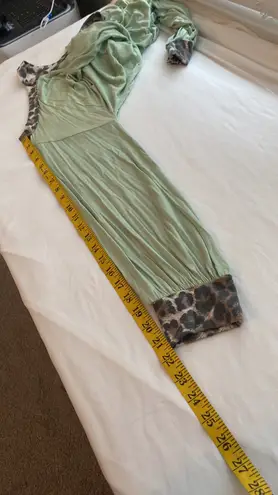 BiBi blouse loose fit animal print long sleeve cold shoulder soft size large Green