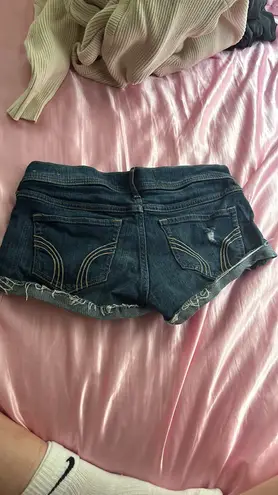 Hollister Low Rise Short-Shorts