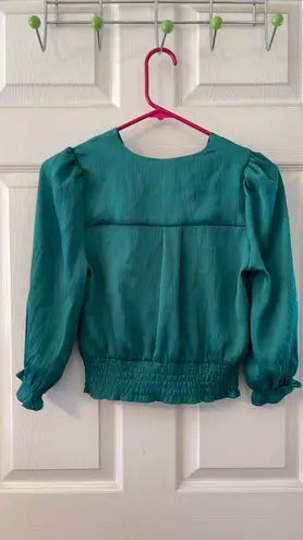 Monteau Green Top