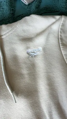 Reebok Sweatshirt