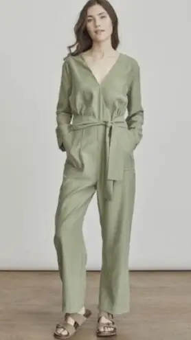 Elizabeth and James Jumpsuit Sz M Pockets Belted Wrap Front Travel Casual