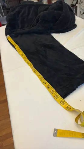 Hotel Spa Collection robe long sleeves fold down lapels soft one size fits most