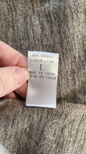 Andree by Unit blouse lace skirted & lace backing long sleeve pullover Sz large