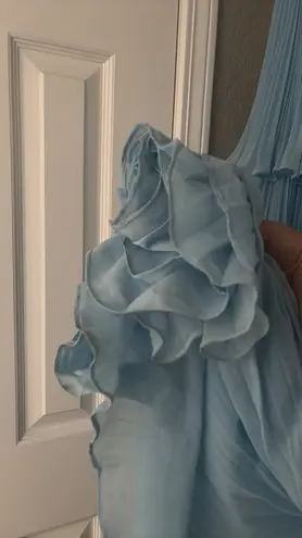 Fame and Partners dress size 0. Beautiful dress for Bridesmaid or Maid of Honor