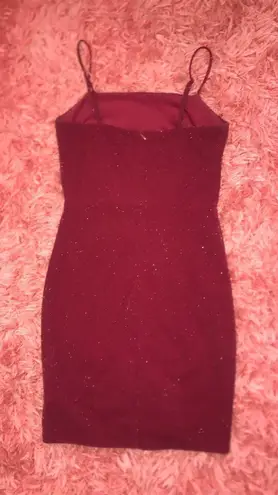 Soprano Boutique Fitted Red Dress