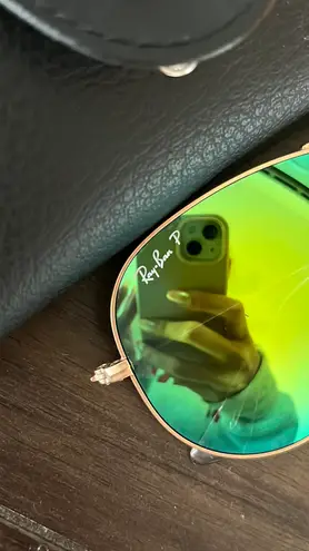 Ray-Ban Green Polarized Classic Aviator