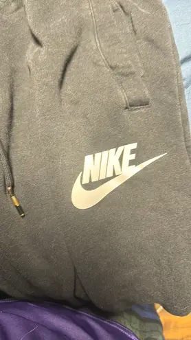 Nike Sweatpants