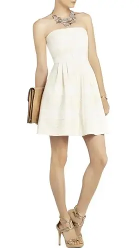 BCBGMAXAZRIA Strapless Dorothea Lace Detail Dress, Ivory, Size 0