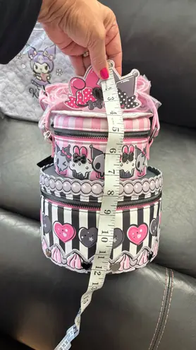 Lounge Fly Sanrio Hello Kitty Kuromi and My Melody cake bag with make up bag