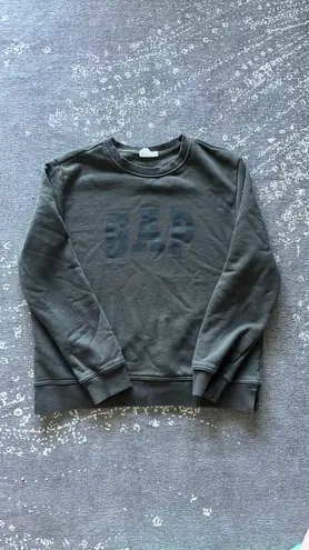 Gap Crewneck