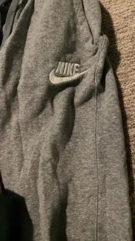 Nike Sweatpants