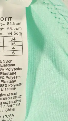 Seafolly NWT Freshwater Crop Top in Fresh Mint