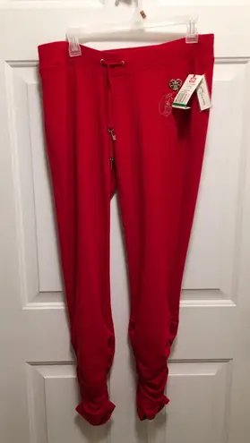 Ecko Red red Hug & Kiss Heart ❤️ sweatpants size Lg