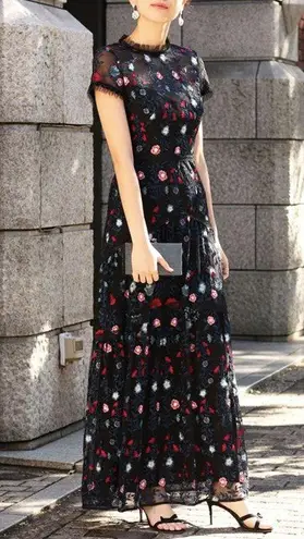 Monique Lhuillier Floral Embroidered Tiered Lace Column Maxi Gown Dress Size 4