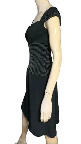 Badgley Mischka Women’s 6 Black Lace Bustier Top Rhinestone Button Back Dress