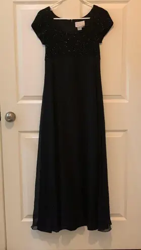 Bieff Basix Elegant Vintage Beaded Black Silk Gown. Size