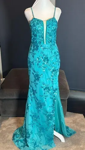 Women’s Blue Mermaid Fit Prom Party Dress Sparkly Sequins Leg Slit Size 2 NEW