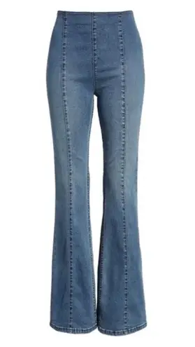 We The Free | Free People Slim Pull-On Flare Blue Jeans, Size 27