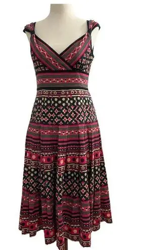 Jones New York  Fit & Flare Pink Black Pleated Cap Sleeve Cocktail Dress Size 4