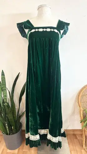 None Vintage 60's Deep Emerald Velvet Empire Waist Dress