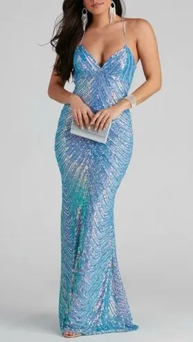 Windsor NWT  Blue Iridescent Sequin Open Low Back Formal Dress w/ Train Large