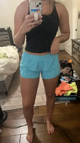 Lululemon Hotty Hot Shorts 4”