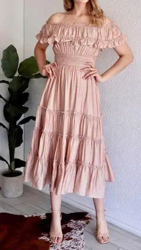 The Clothing Company Off the shoulders tiered midaxi dress size M