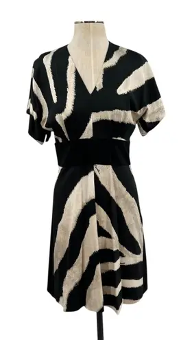 Roberto Cavalli Just Cavalli Zebra Print V-Neck Dress Short Sleeve Black Cream Size 40 US 4