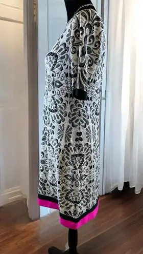 Eliza J Black & White Damask Pattern Dress with Pink Trim, Size 8 Short Sleeve S