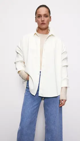 ZARA Oversized Corduroy Roomy Shirt Cream White