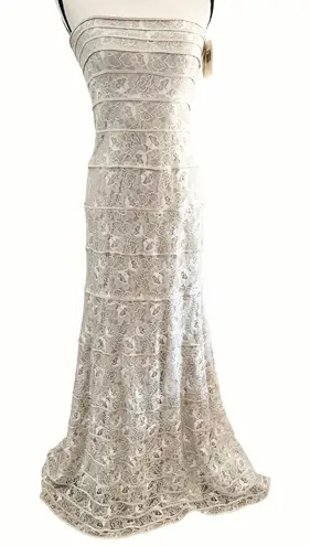Tadashi Shoji Cream Lace Strapless Sleeveless Formal Gown Size 8