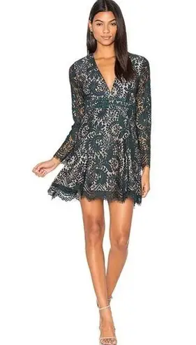 Stylestalker  REVOLVE Emerald Fit & Flare Davis Lace Formal Dress NWT size Medium