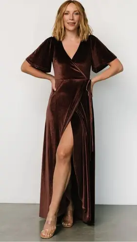 Baltic Born Katelyn Velvet Maxi Wrap Dress Size Medium Clove Brown Boho Wedding