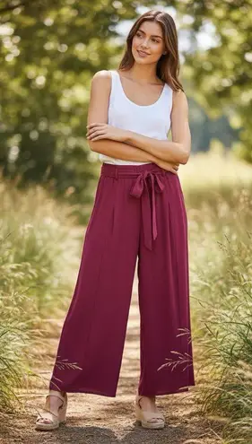 Loft  Wide Leg High waisted summer pants with side slits and tie waist belt Sz M