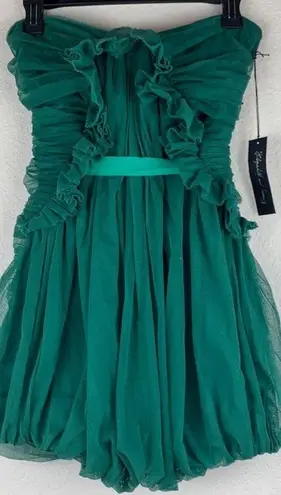 Elizabeth and James NWT Jade Soma Dress w/Belt